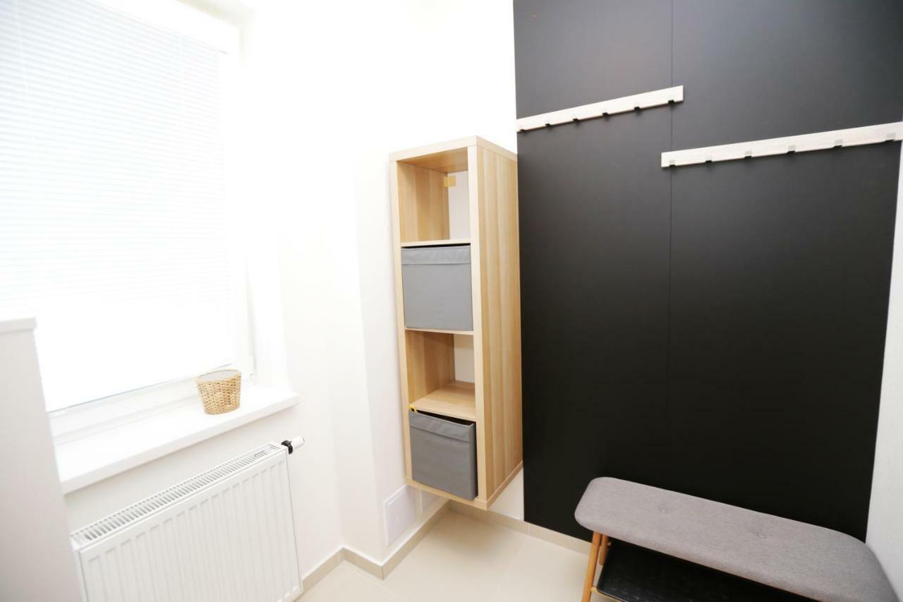Samorin - Apartment In The Center - Private Parking - Klimatizacia Zewnętrze zdjęcie